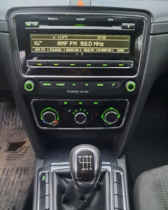 Skoda Superb cena 27500 przebieg: 221000, rok produkcji 2010 z Rybnik małe 277